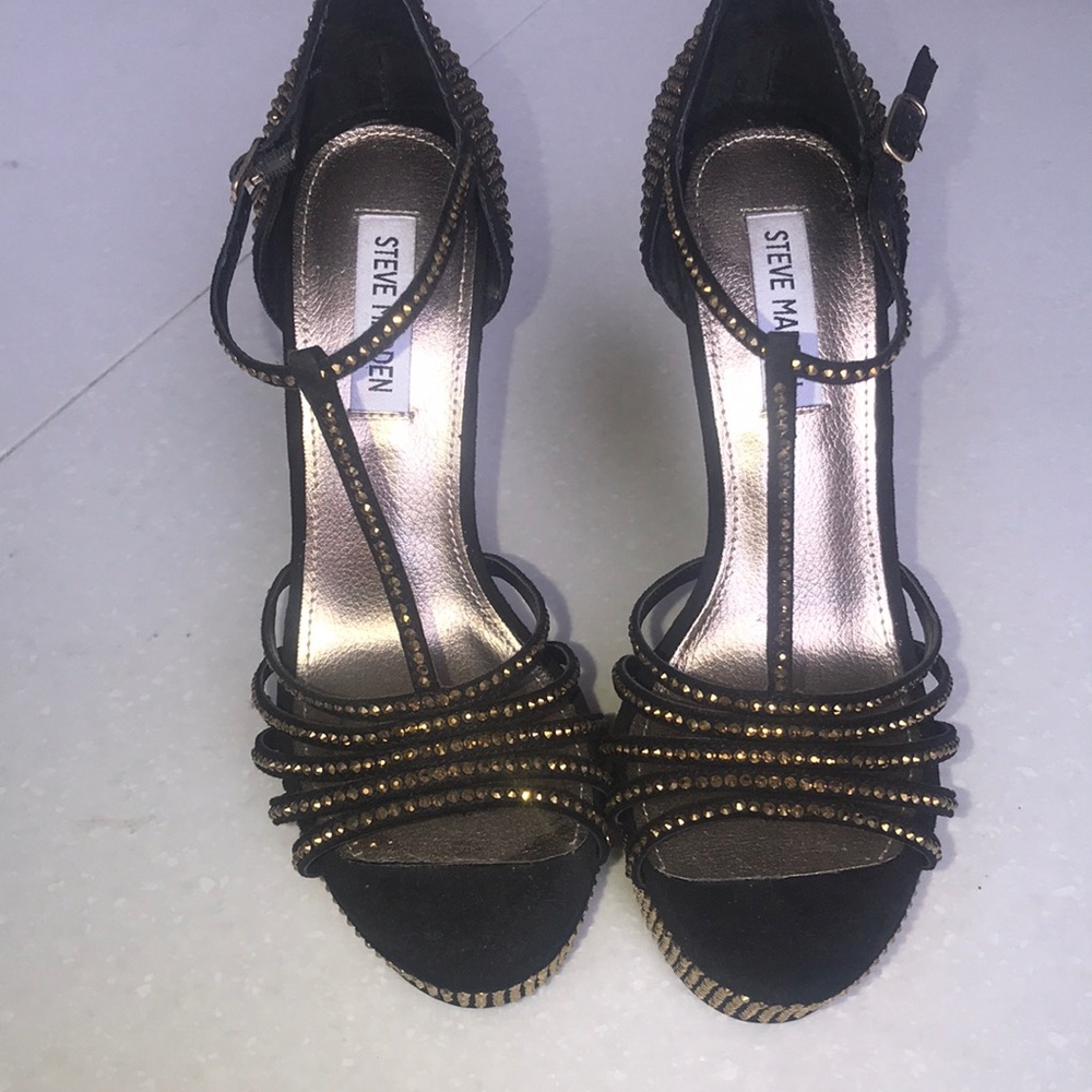 Steve Madden heels/platforms.